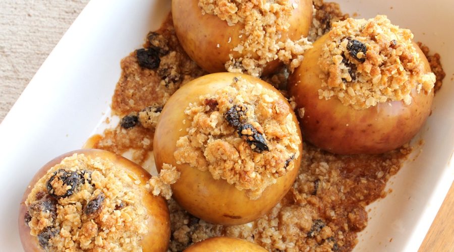 Baked Apples with Cinnamon & Nutmeg Streusel Recipe
