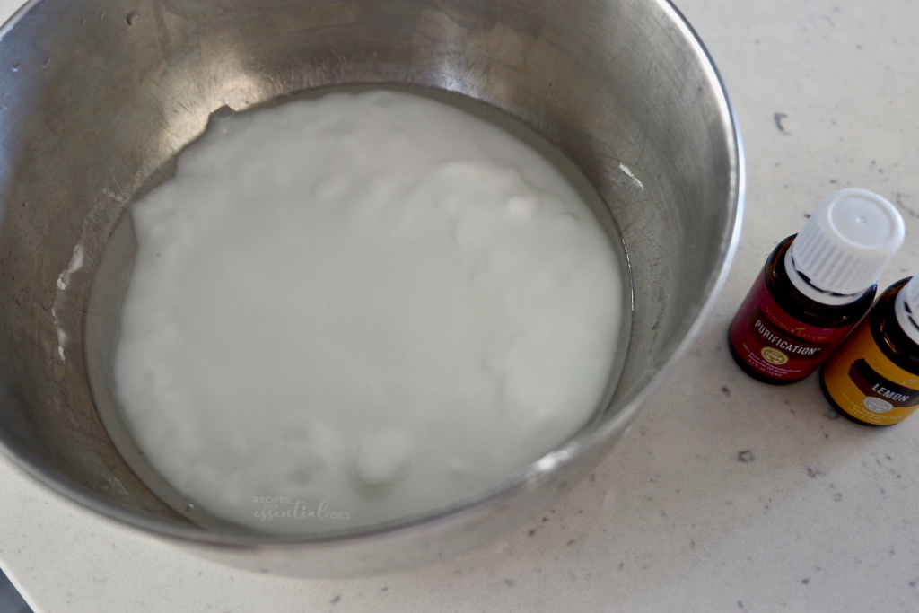 How to Clean a Washing Machine Recipes with Essential Oils