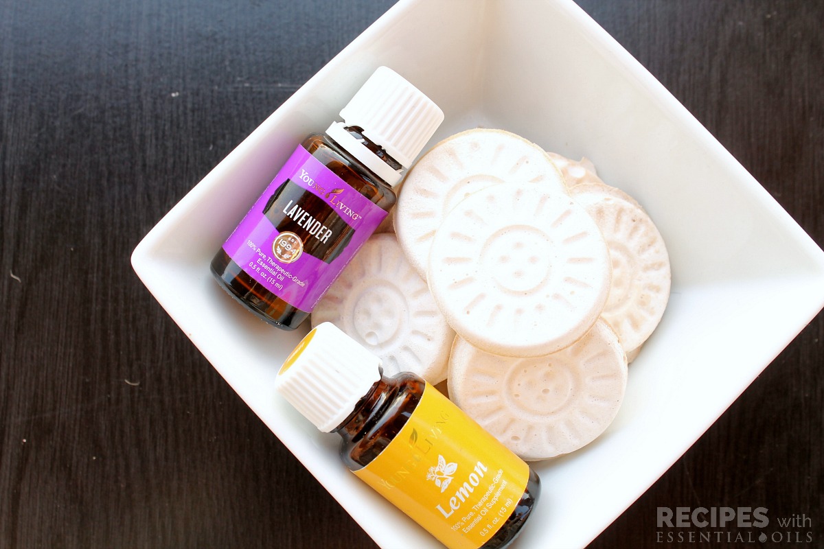 Freshen your home naturally with these easy Deodorizing Disks from RecipeswithEssentialOils.com