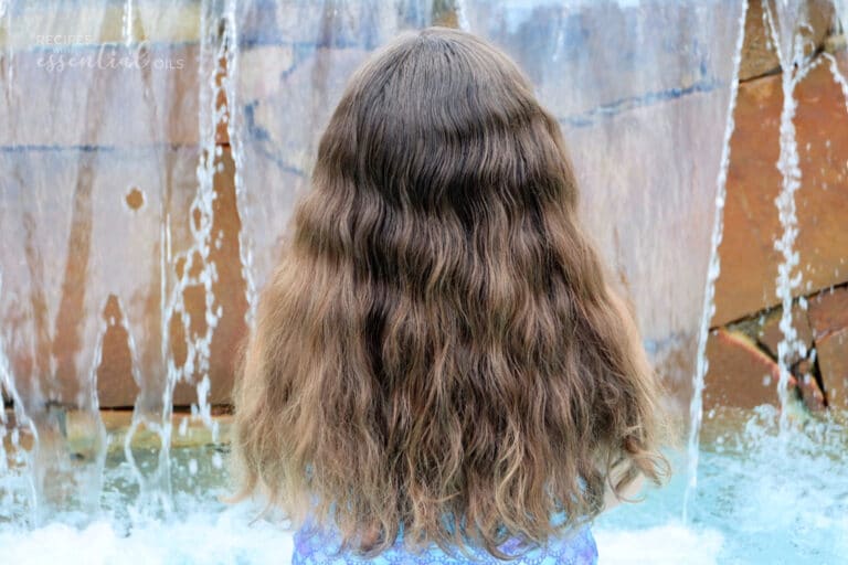 Mermaid Hair Spray Recipes with Essential Oils