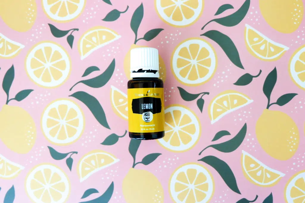diffuser blends with lemon essential oil
